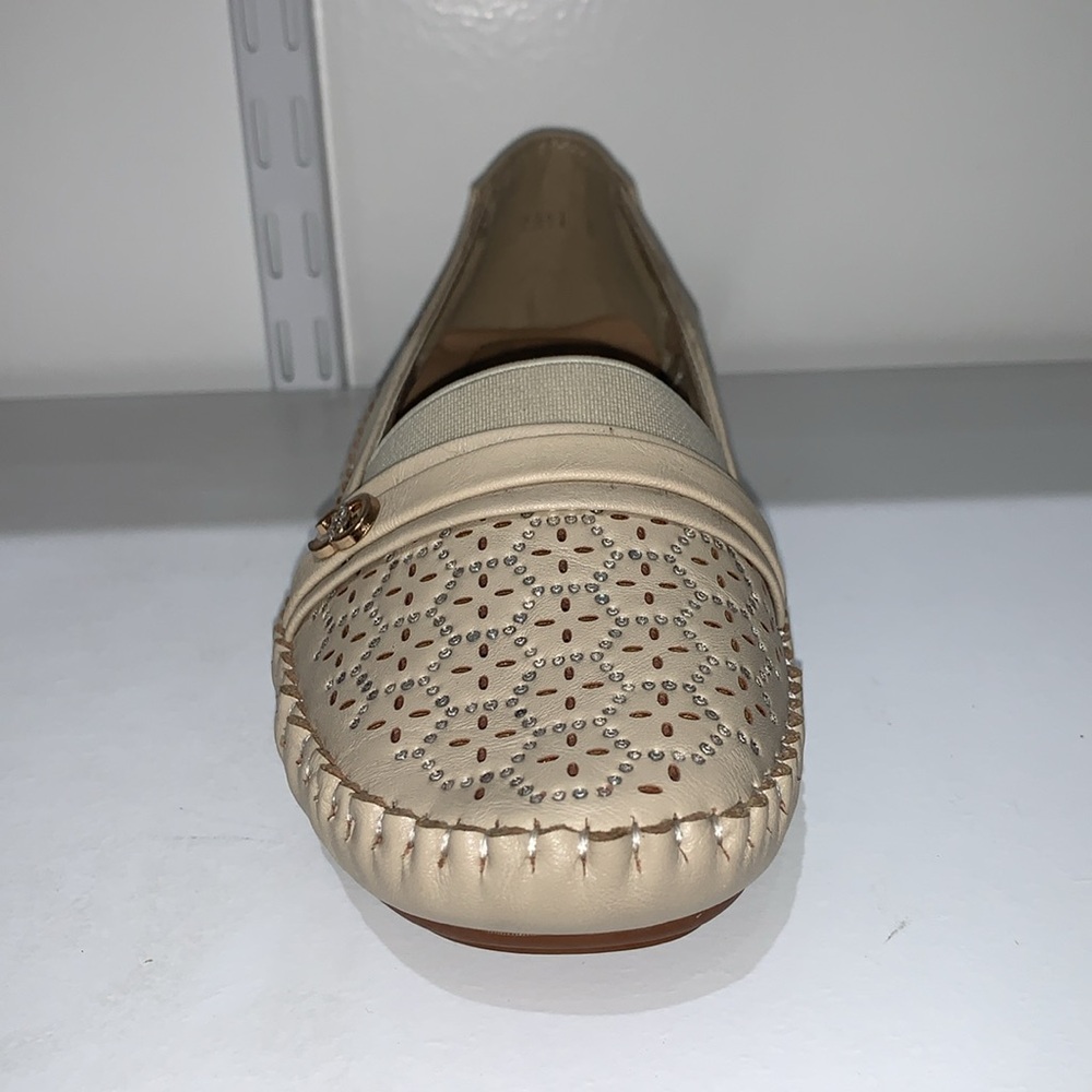 BEIGE COMFORT MOCCASINS - Picture 6 of 9